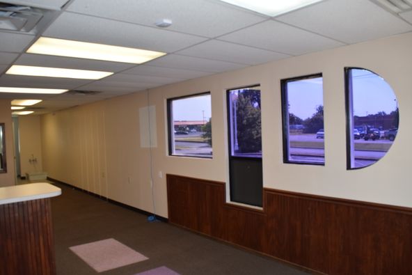 Office For Sale: 1701 W 7th St, Joplin, MO 64801